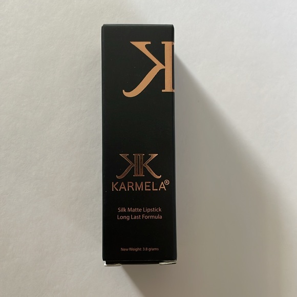 Karmela silk matte lipstick, long last formula in divine - Picture 3 of 8